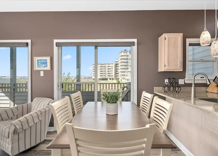 Holiday home Ritz - Direct Bayfront Beautiful 2 Bedroom *
