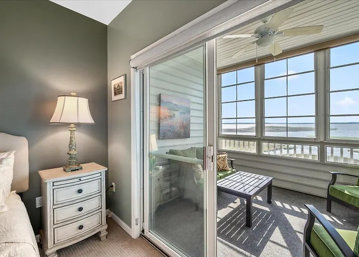 Holiday home Ritz - Direct Bayfront Beautiful 2 Bedroom